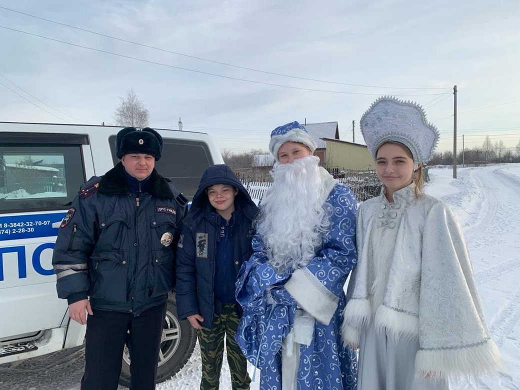 Школьники КуZбасса присоединились к акции «Российский детский Дед Мороз»
