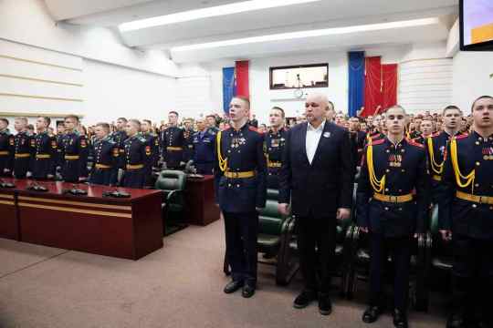 Сергей Цивилев провел в прямом эфире урок «Разговоры о важном» Сергей Цивилев провел в прямом эфире урок «Разговоры о важном»