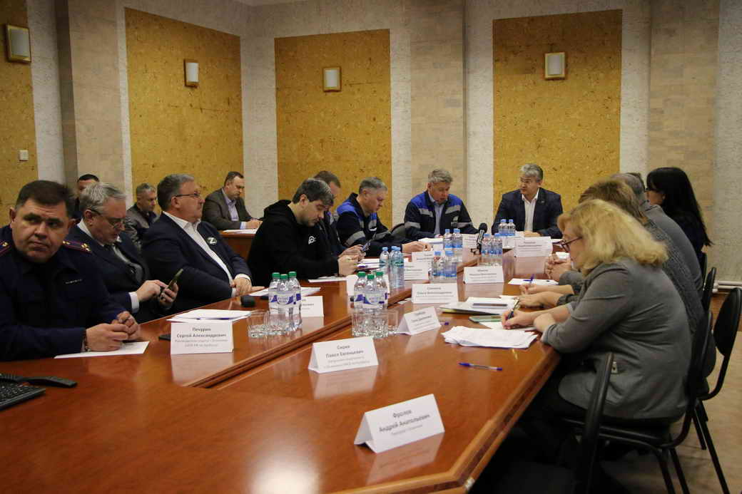 Ход работ на Южно-Кузбасской ГРЭС обсудили на рабочем штабе в Калтане