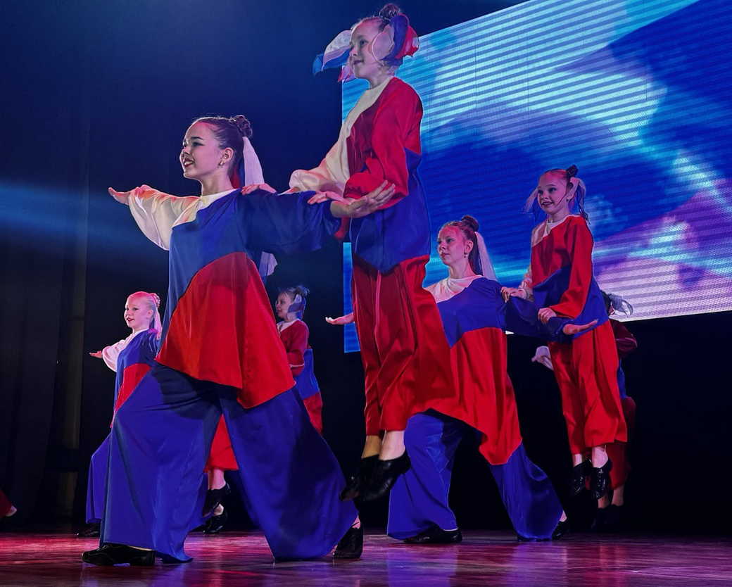 В Новокузнецке прошел благотворительный концерт национальных коллективов КуZбасса «Мы вместе»