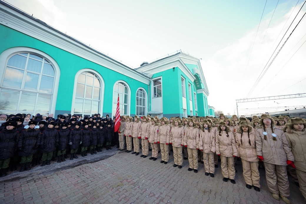 В Кемерово прибыл тематический поезд Минобороны РФ «Сила в правде»