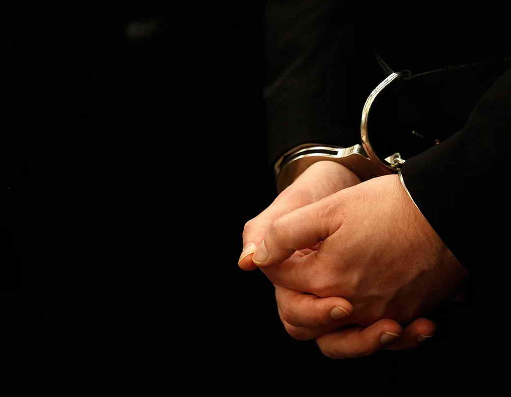 Мужа экс-главы Новой Голландии задержали в Пулково за высказывания о «Крокусе»