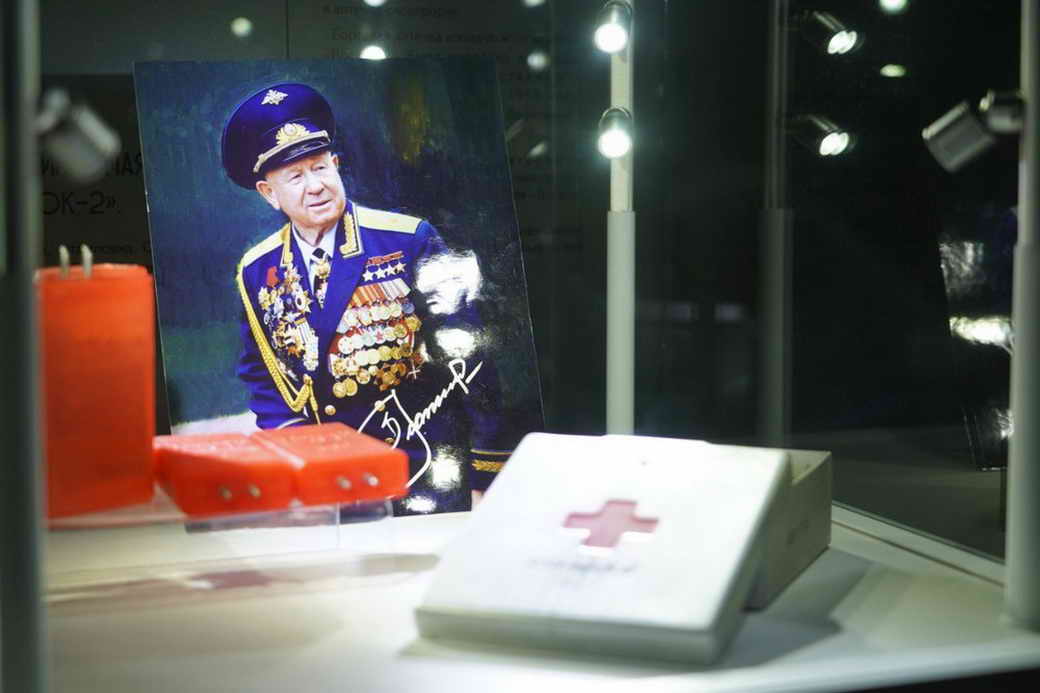 КуZбасс отмечает 90-летие Алексея Леонова