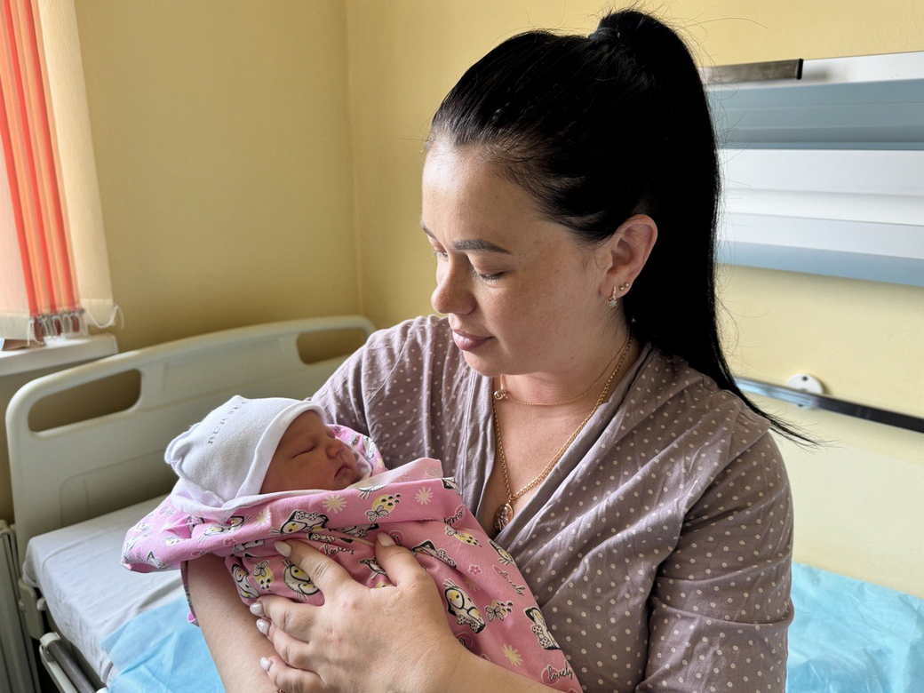 В День России в КуZбассе родились 45 детей