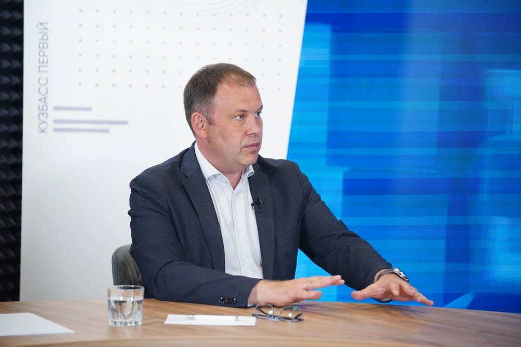 Илья Середюк ответил на вопросы кузбассовцев в прямом эфире