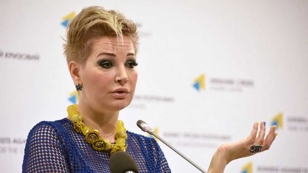 Уехавшая на Украину певица не оплатила долги в России