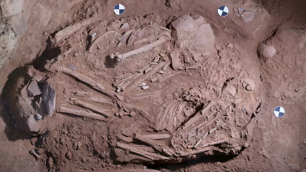 В пещерах Малайзии нашли скелеты, кристаллы и орудия возрастом 16 000 лет