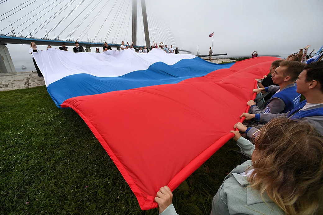 ФАТФ не включила Россию в черный список