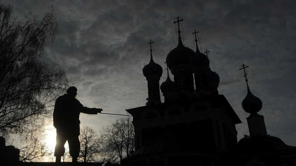 Москва требует прекратить угрозы в адрес православных церквей в Прибалтике