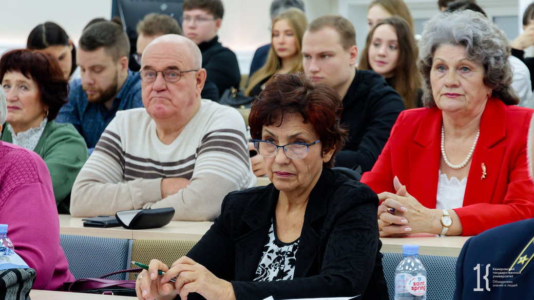 В Кузбассе обсудили вклад народов, проживающих на территории региона, в Великую Победу В Кузбассе обсудили вклад народов, проживающих на территории региона, в Великую Победу