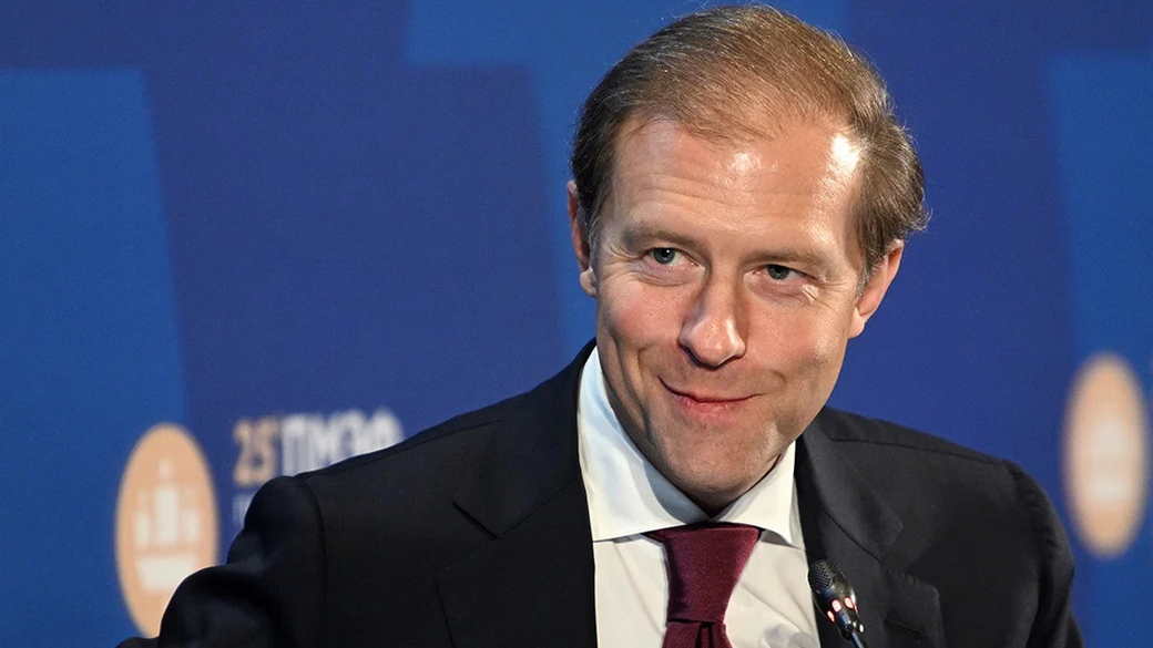 Мантуров рассказал, кто придумал название ракеты «Орешник»