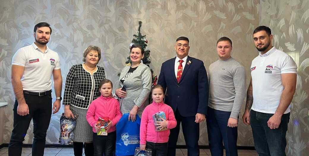 Прокопьевск. Каждый ребенок мечтает о подарках!