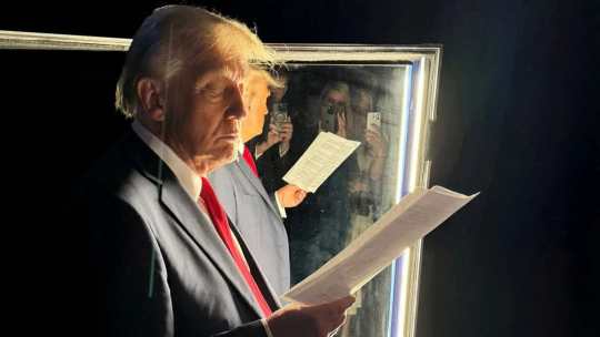 Трамп одной картинкой высмеял финансирование Украины Трамп одной картинкой высмеял финансирование Украины
