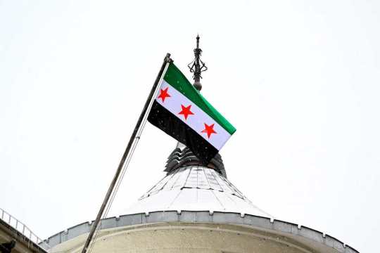 Новые власти Сирии рассмотрят вопрос о судьбе военных баз РФ