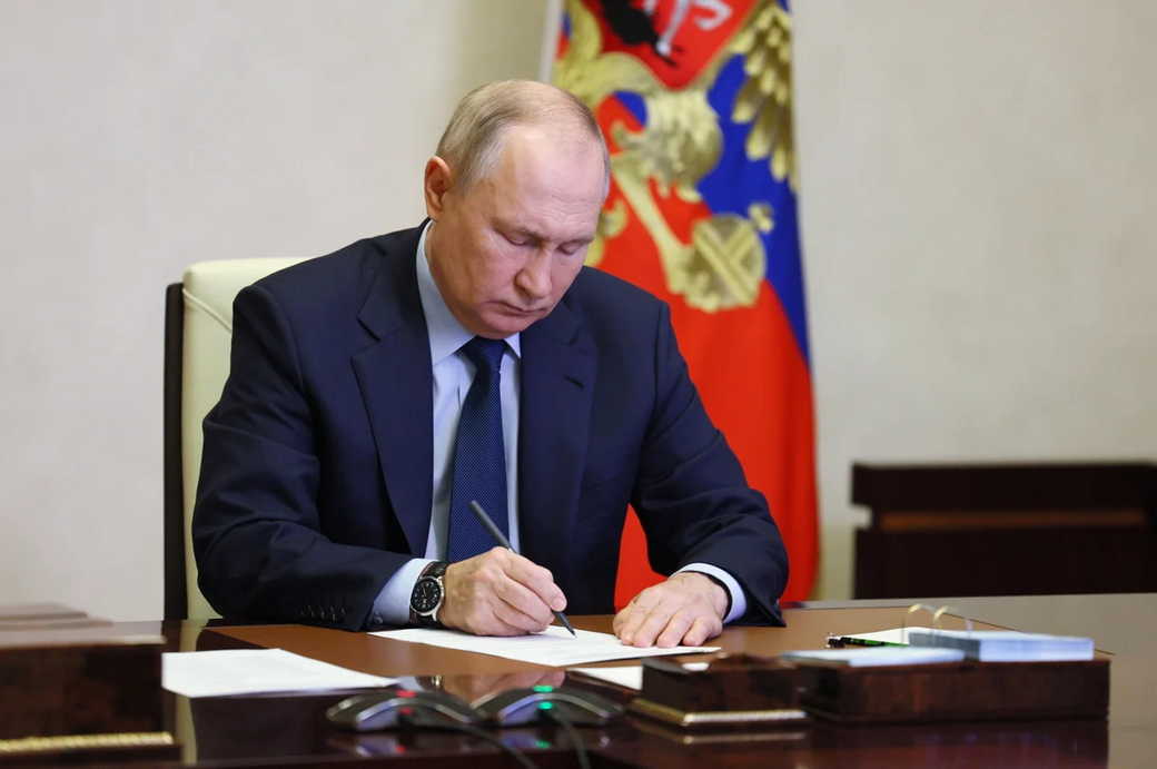 Путин присвоил звание Героя России ефрейтору Григорьеву