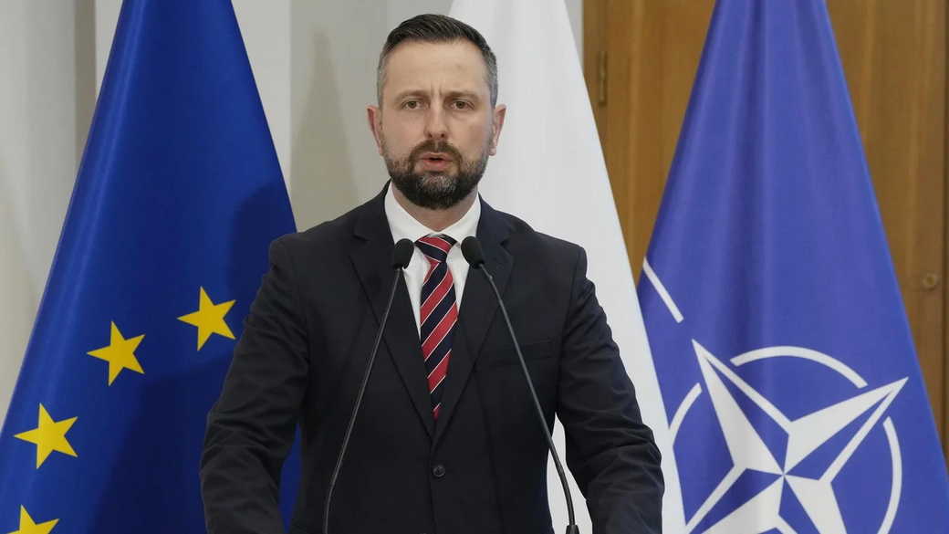 Глава МО Польши Косиняк-Камыш заявил об усталости страны от конфликта на Украине