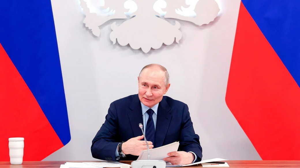 Путин: РФ готова вернуться за стол переговоров по Украине