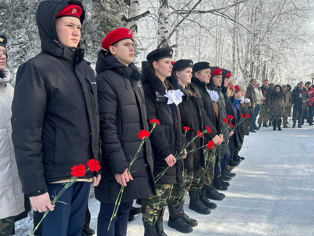 В преддверии 80-летия разгрома фашистских захватчиков в Кемерове начала работу выставка кузбасских художников «Лики Победы» В преддверии 80-летия разгрома фашистских захватчиков в Кемерове начала работу выставка кузбасских художников «Лики Победы»