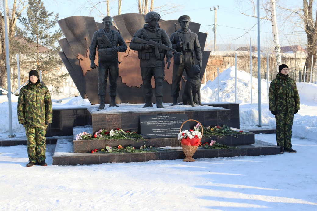 В Кузбассе проходят памятные и патриотические мероприятия, посвященные Дню защитника Отечества В Кузбассе проходят памятные и патриотические мероприятия, посвященные Дню защитника Отечества