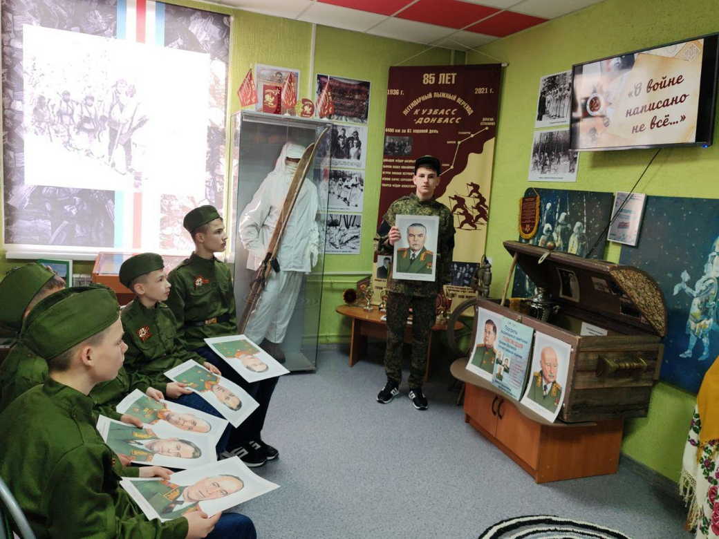 Кузбасские музеи приглашают жителей региона на выставки и экскурсии в честь 80-летия Победы Кузбасские музеи приглашают жителей региона на выставки и экскурсии в честь 80-летия Победы