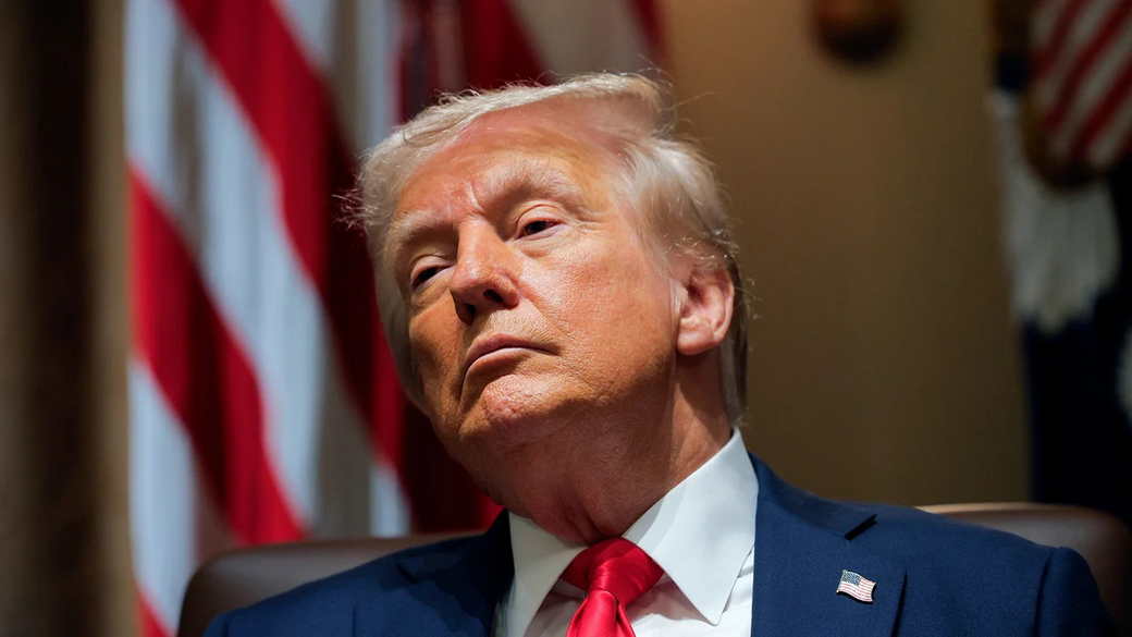 Трамп 3 марта обсудит прекращение военной помощи Украине