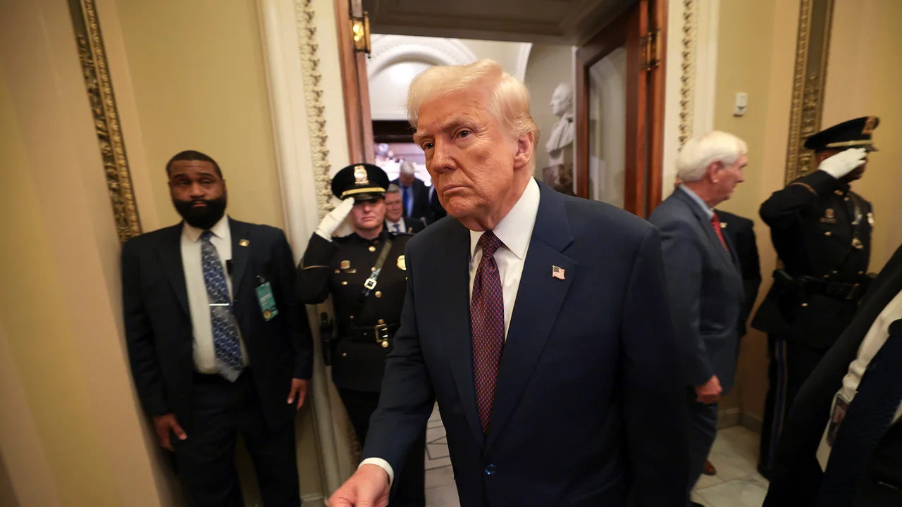 Украина пока не показала достаточного желания заключить мир, заявил Трамп