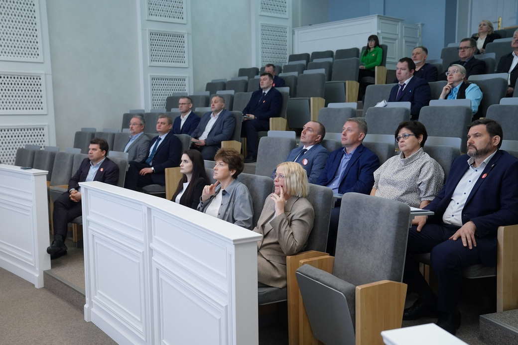Развитие трансплантологии обсудили на совещании в Кузбассе