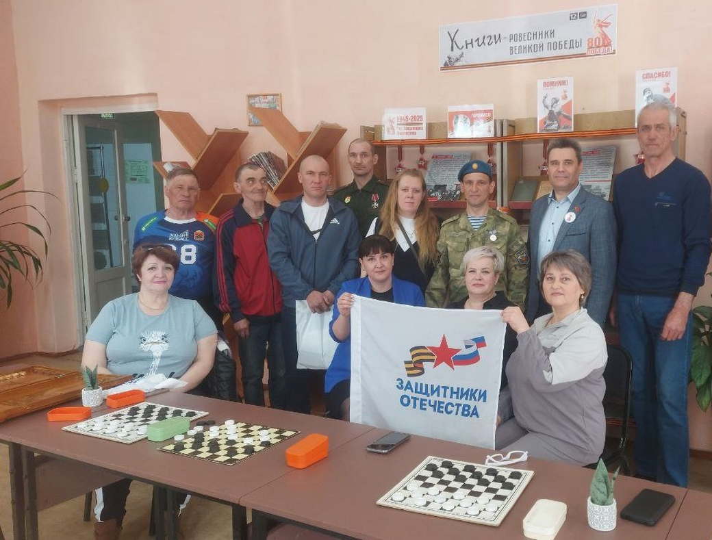 Герои спецоперации активно принимают участие в патриотических встречах с молодежью Кузбасса Герои спецоперации активно принимают участие в патриотических встречах с молодежью Кузбасса
