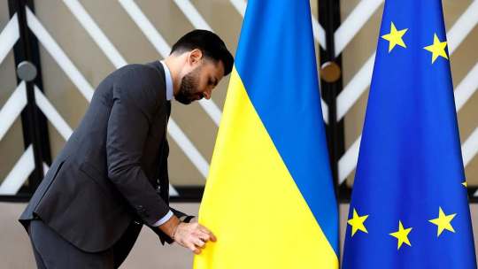 ЕС начнет переговоры по присоединению Украины в 2025 году, заявил Сийярто
