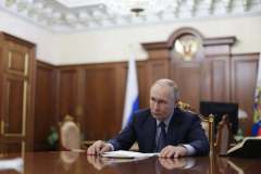Путин поручил представить варианты льготной ипотеки для семей с детьми до 14 лет