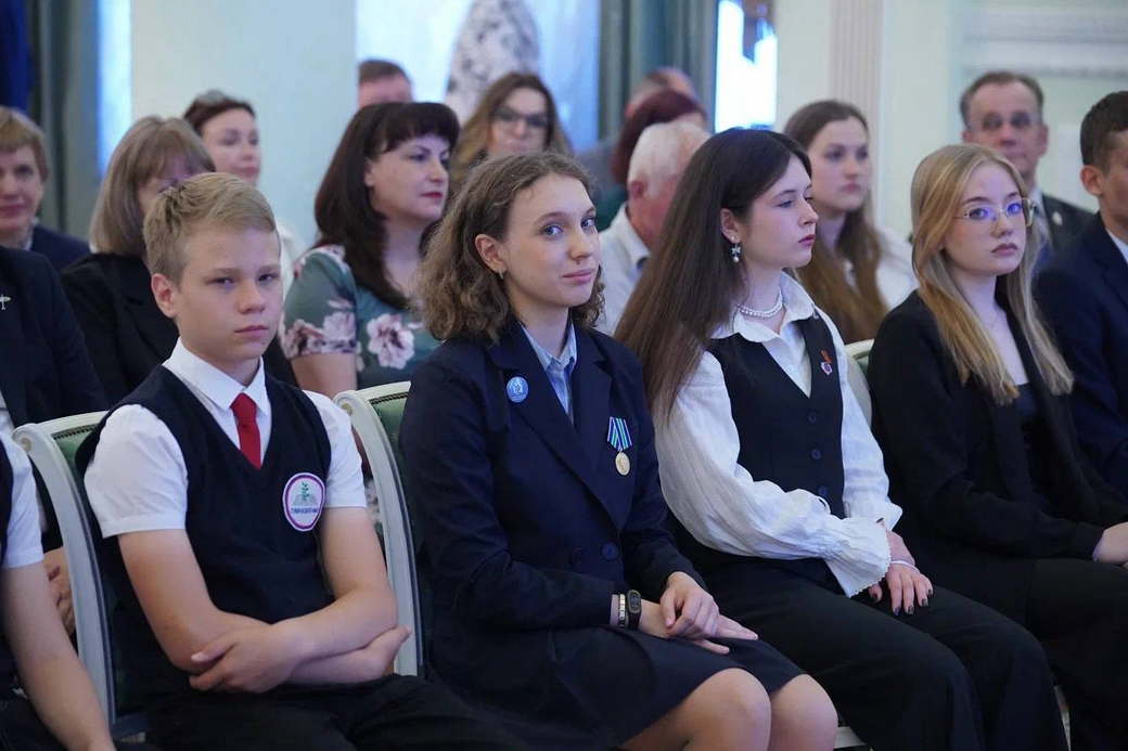 Юные архивисты Кузбасса получили областные награды от губернатора