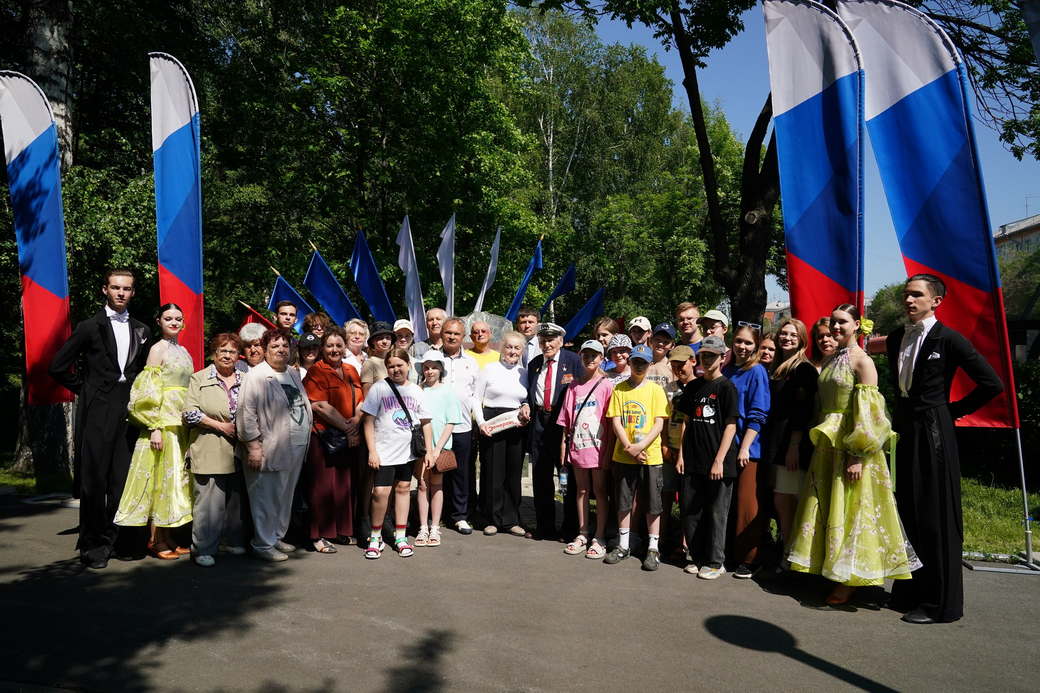 В сквере Юности в Кемерове заложена капсула времени с посланием потомкам В сквере Юности в Кемерове заложена капсула времени с посланием потомкам