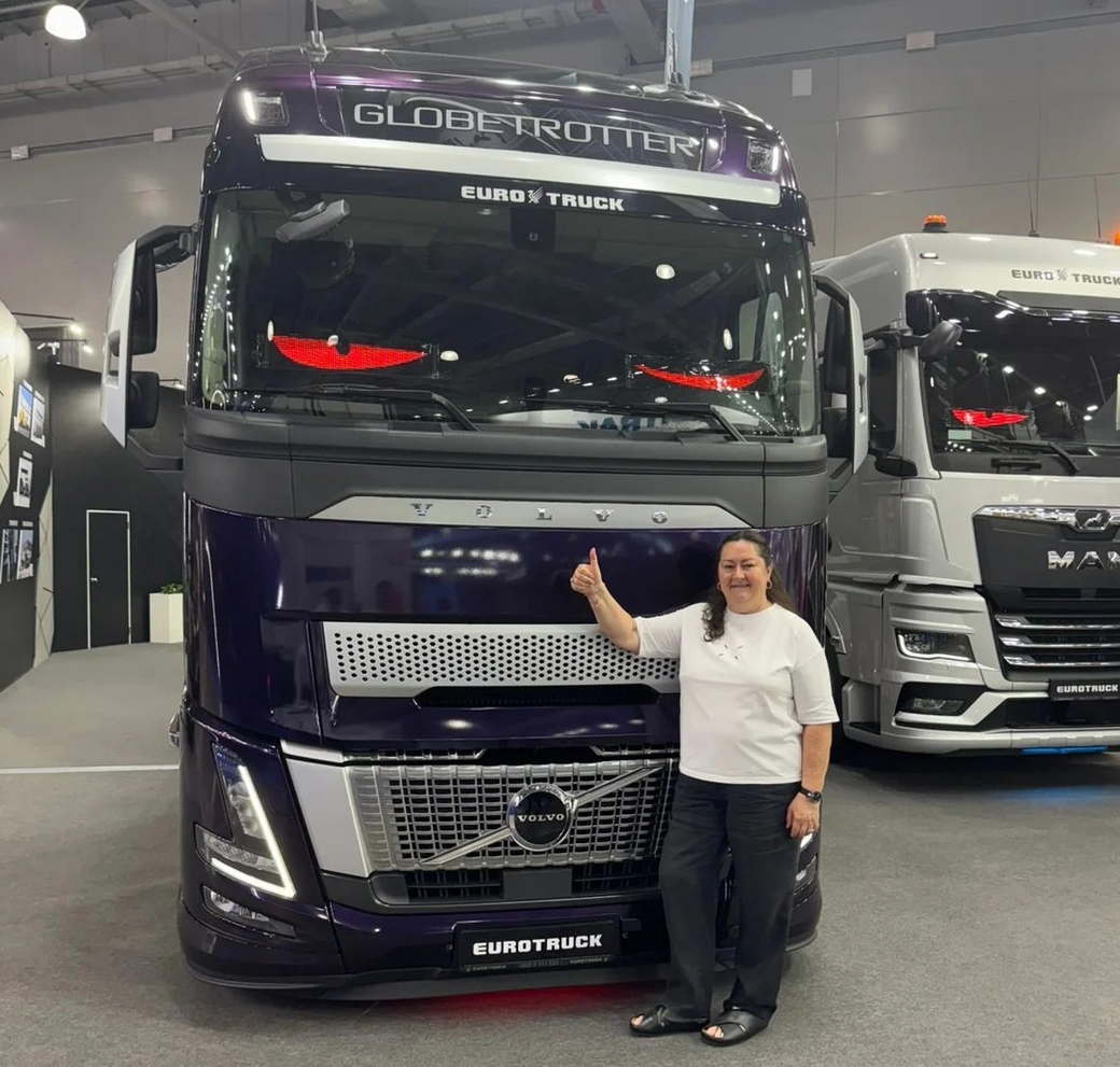 Volvo начала расследование из-за фото Елены Вяльбе на фоне их тягача Volvo начала расследование из-за фото Елены Вяльбе на фоне их тягача