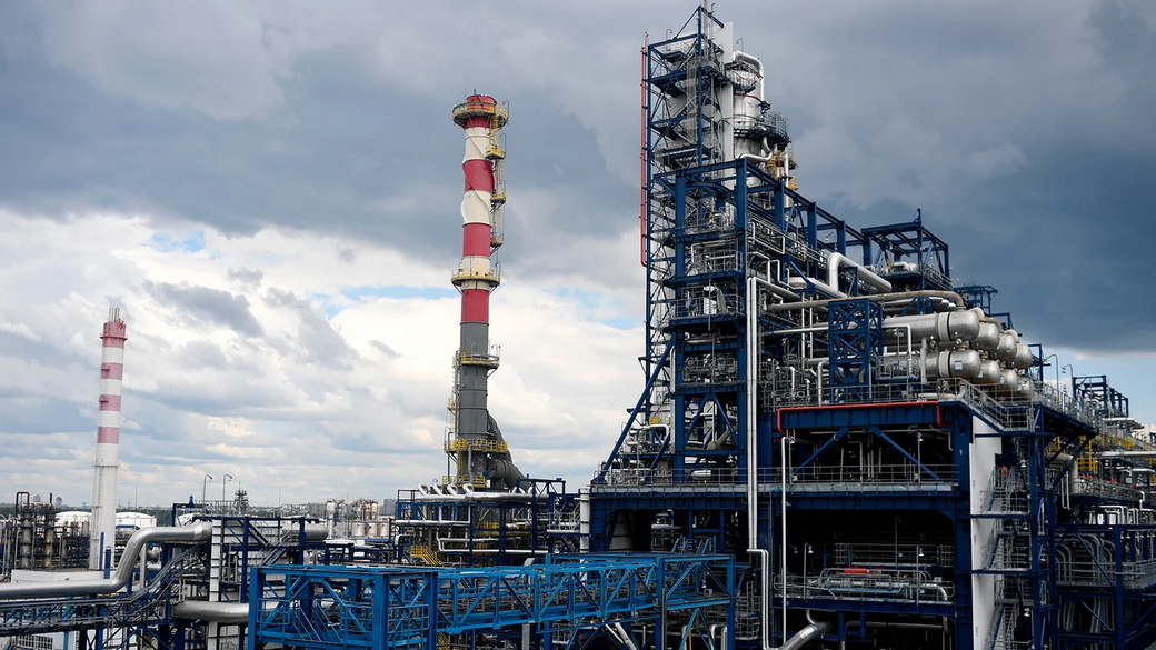 Новак: РФ скоро полностью компенсирует перепроизводство нефти в рамках ОПЕК+