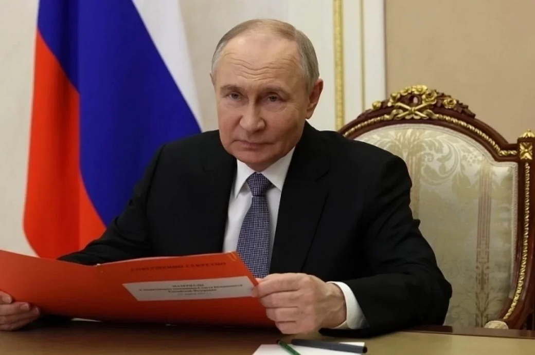 Глава Минцифры объяснил Путину запрет на поиск экстремистских материалов