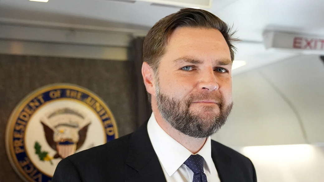 США не возьмут на себя обязательств по гарантиям Киеву, заявил Вэнс