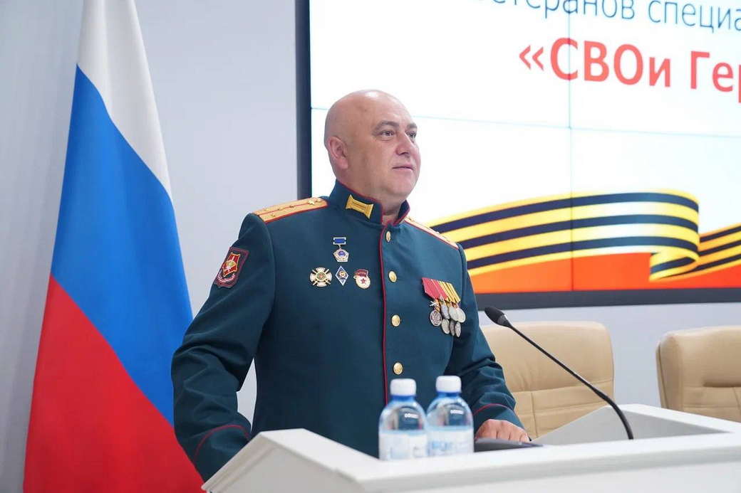 Илья Середюк провел совещание с участниками региональной программы «СВОи Герои. КуZбасс»