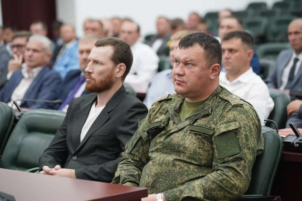 Илья Середюк провел совещание с участниками региональной программы «СВОи Герои. КуZбасс»