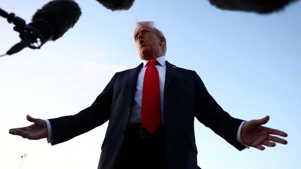 Во Франции объяснили, зачем Трамп выдвигает новые условия для введения санкций против РФ