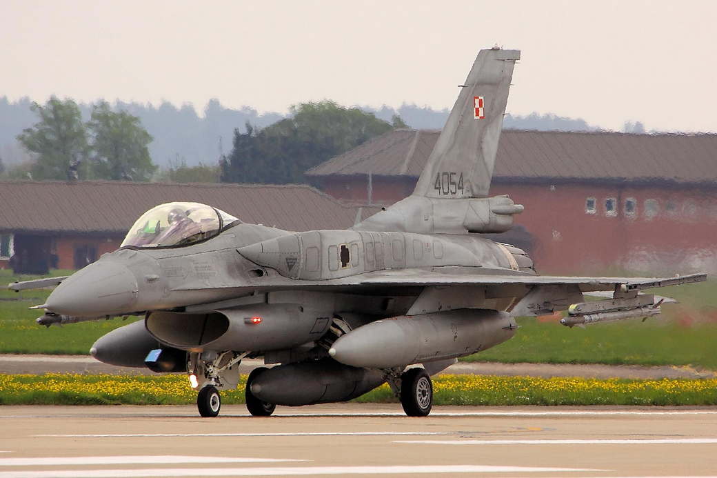 Rzeczpospolita: дом в Польше повредил не дрон, а ракета из F-16