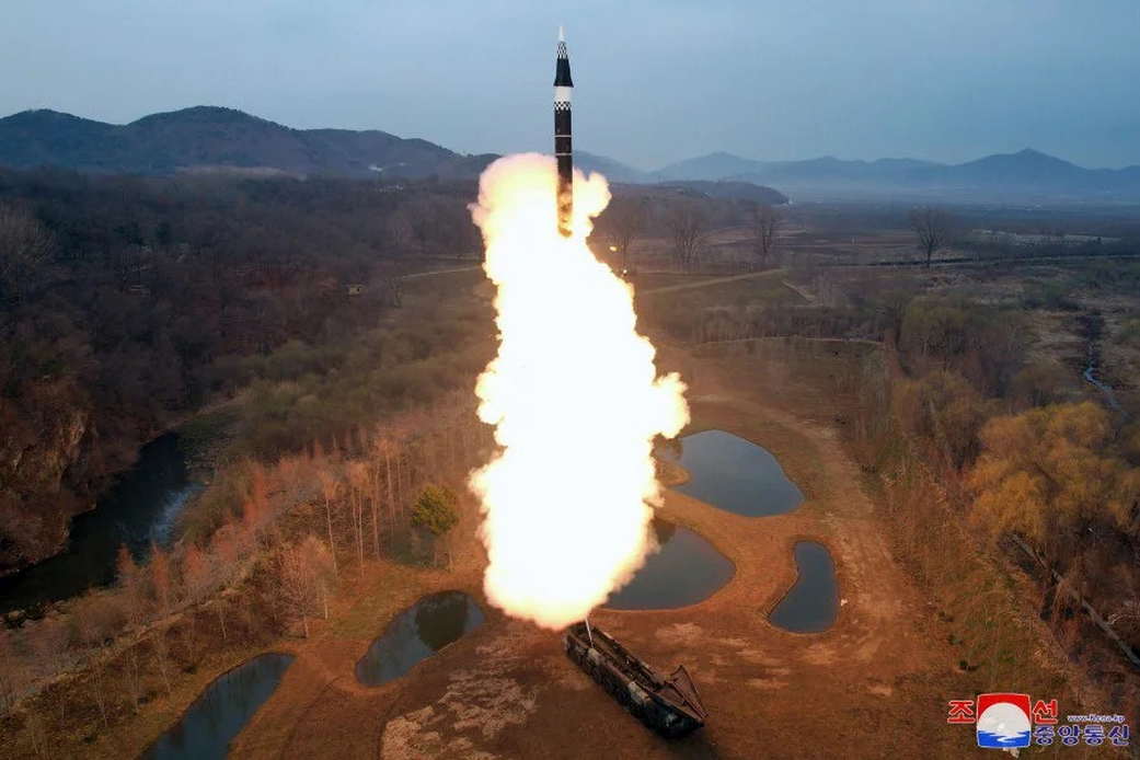Yonhap: КНДР запустила баллистическую ракету в восточном направлении