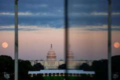 Грэм заявил о призыве Трампа продвинуть проект о санкциях против России