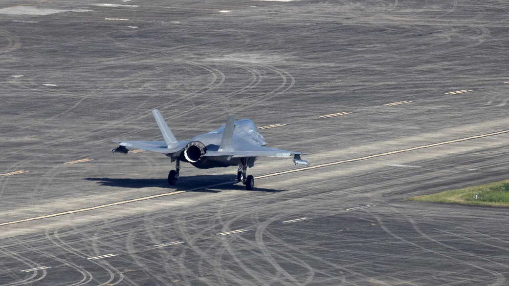 В США назвали главную угрозу для американских F-35 и B-21 в России