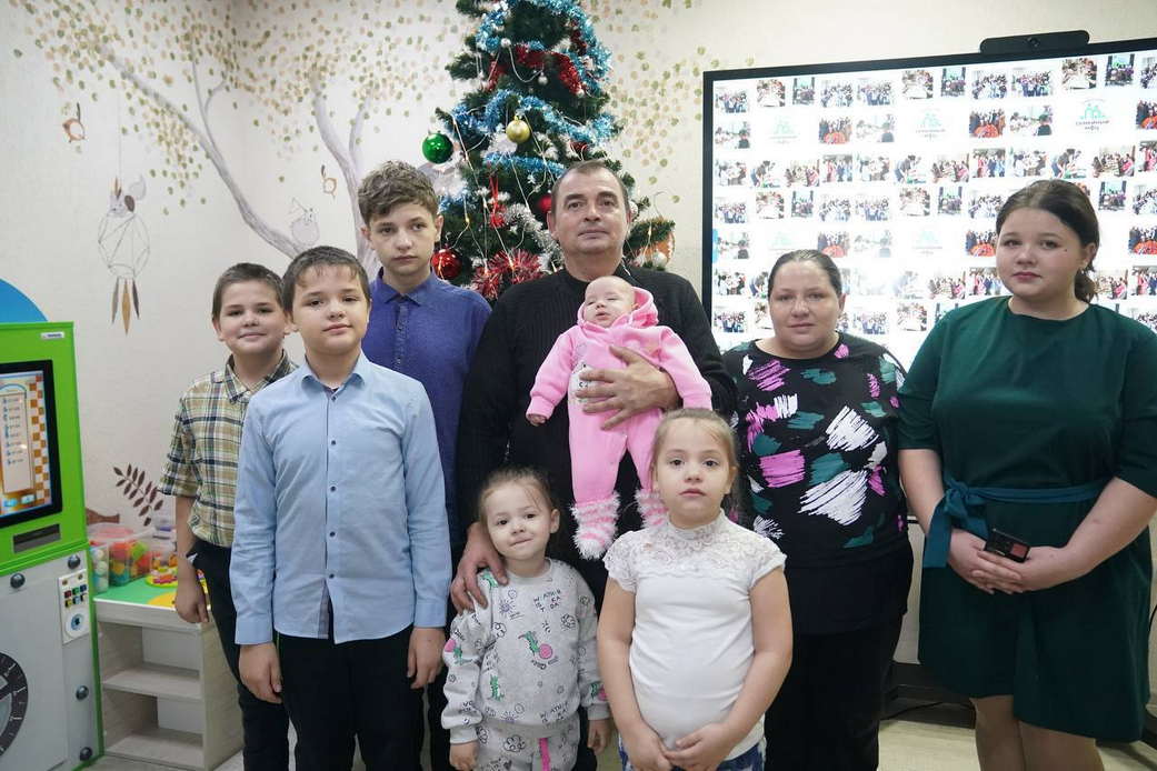 Илья Середюк: сохраним меры поддержки многодетных семей вне зависимости от уровня их дохода!