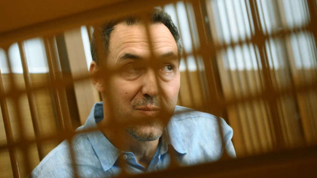 Макрон подключился к делу обвиненного в России в шпионаже француза Макрон подключился к делу обвиненного в России в шпионаже француза