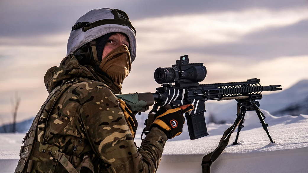 Британия увеличила число военных на Украине