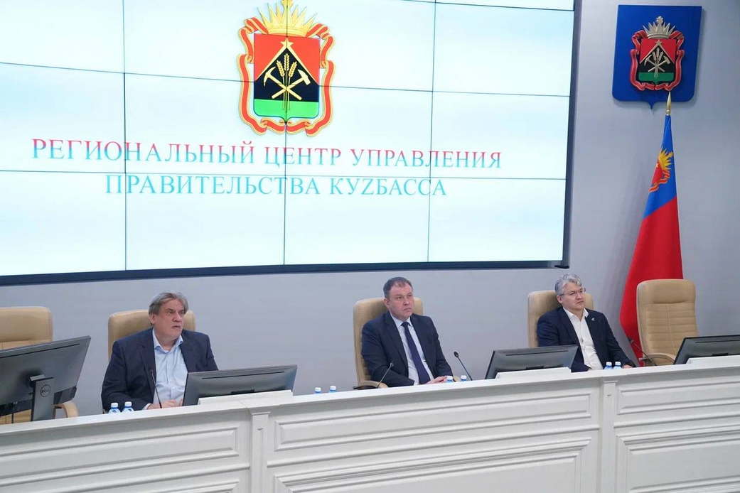 Илья Середюк провел заседание общественного совета по ситуации в Прокопьевском доме-интернате