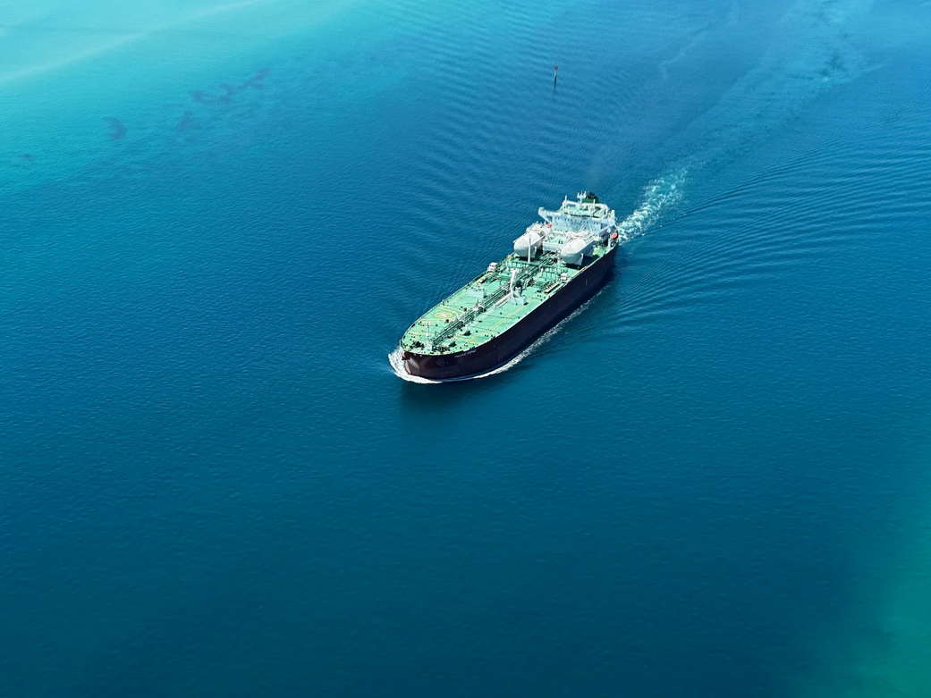 Топливо хлынуло на свободу. Россия находит новые направления сбыта нефтепродуктов