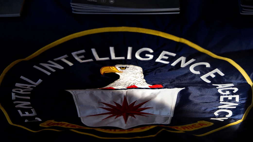 Конфликт с Ираном не помешает США помогать Украине, заявил глава ЦРУ