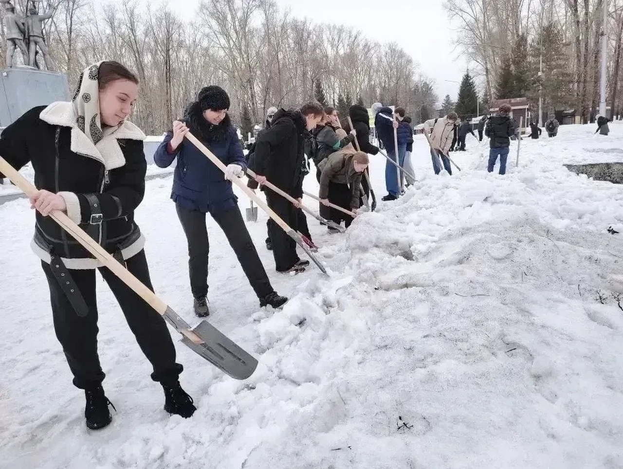 Илья Середюк: почти 80 тысяч человек приняли участие в первом Всекузбасском субботнике